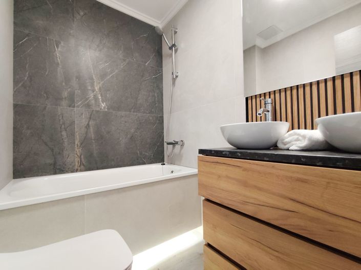 Image No.20-3 Bed Apartment for sale