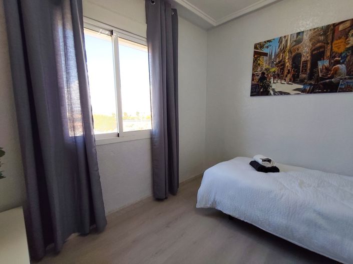 Image No.23-3 Bed Apartment for sale