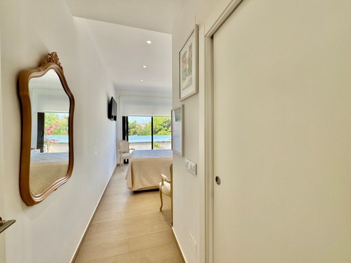 Image No.5-3 Bed Townhouse for sale