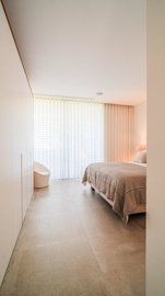 m-c564709b209670eafe97