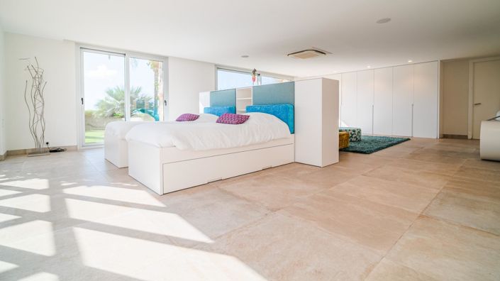 Image No.40-4 Bed Villa for sale
