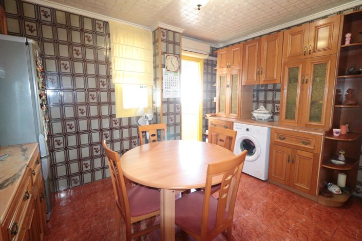 Image No.14-3 Bed Apartment for sale