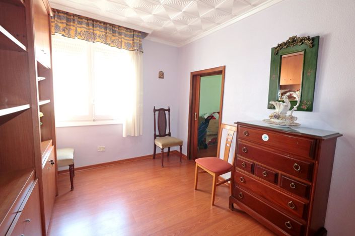 Image No.22-3 Bed Apartment for sale
