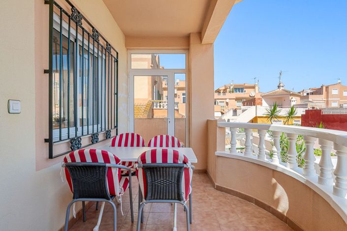Image No.27-3 Bed Villa for sale