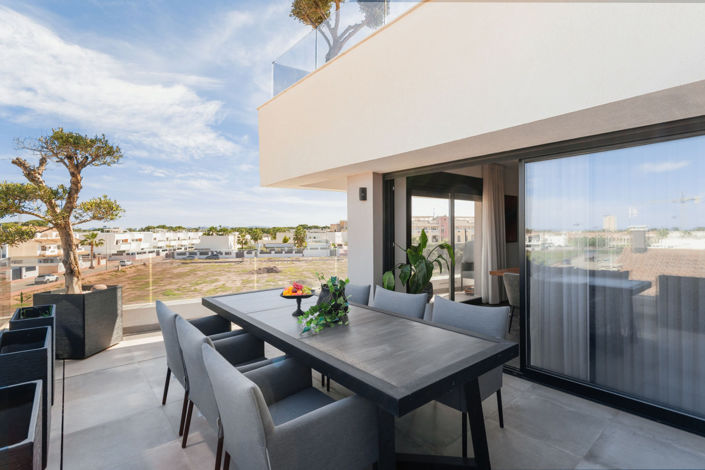 Image No.16-3 Bed Apartment for sale
