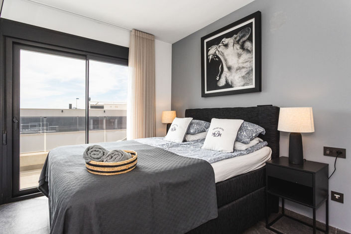 Image No.18-3 Bed Apartment for sale