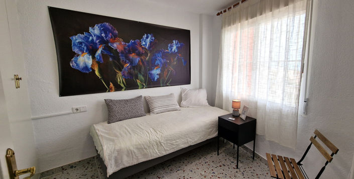 Image No.20-2 Bed Apartment for sale