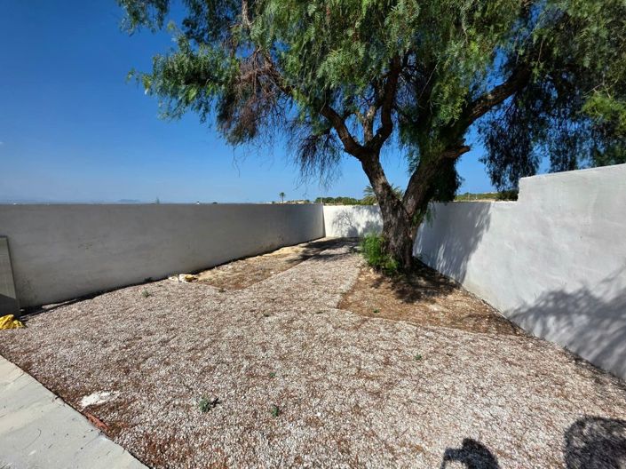 Image No.5-Villa de 4 chambres à vendre à Formentera Del Segura