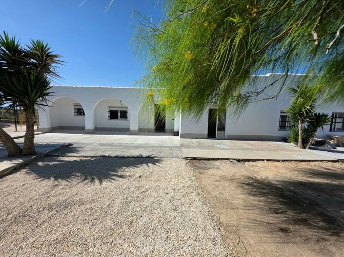 Image No.7-Villa de 4 chambres à vendre à Formentera Del Segura
