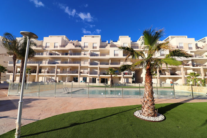 Image No.23-2 Bed Apartment for sale