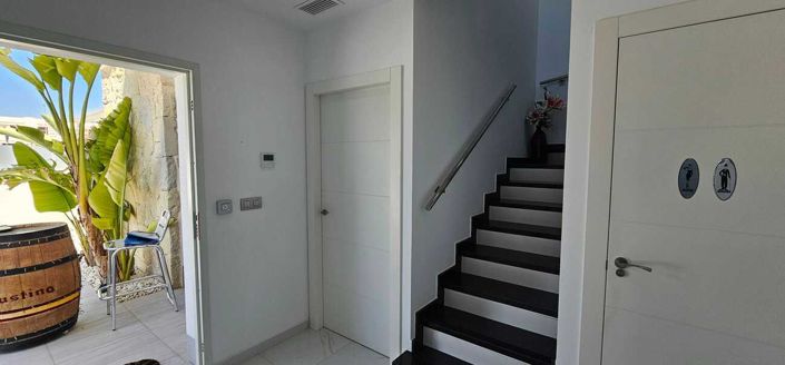 Image No.15-3 Bed Villa for sale