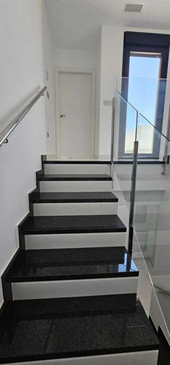 Image No.20-3 Bed Villa for sale