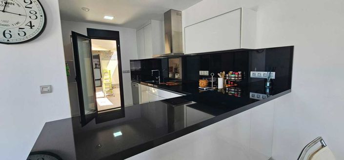 Image No.6-3 Bed Villa for sale
