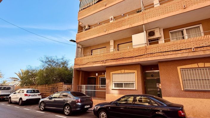 Image No.27-3 Bed Apartment for sale