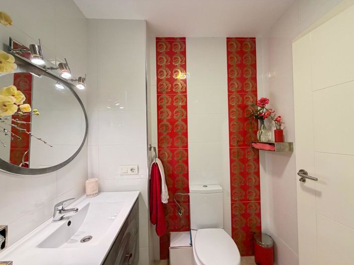 Image No.10-2 Bed Apartment for sale
