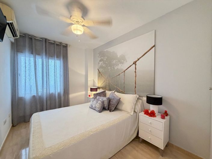 Image No.20-2 Bed Apartment for sale