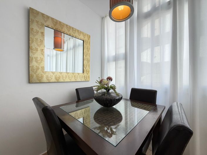 Image No.40-2 Bed Apartment for sale