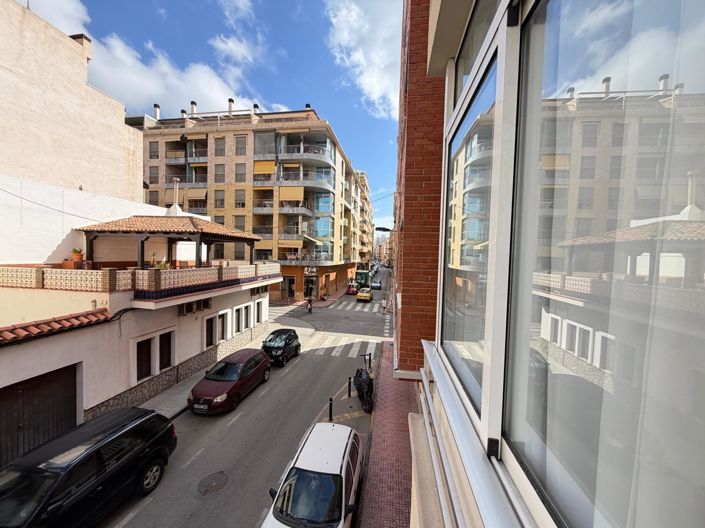 Image No.48-2 Bed Apartment for sale