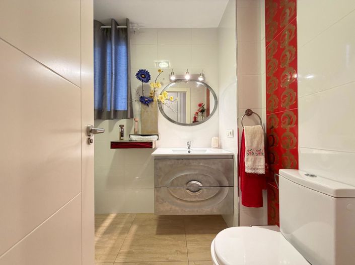 Image No.7-2 Bed Apartment for sale