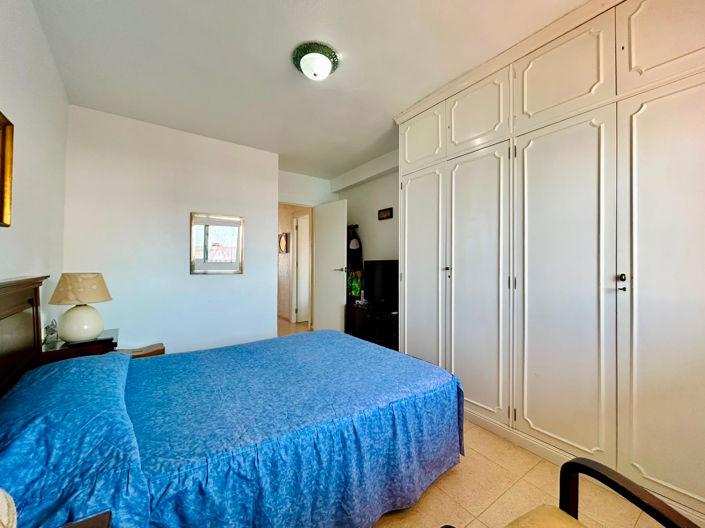 Image No.10-3 Bed Apartment for sale