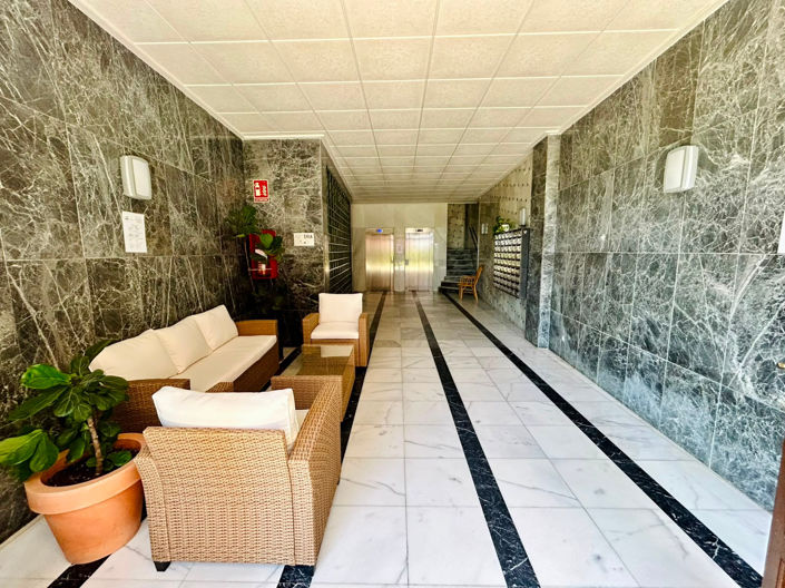 Image No.3-3 Bed Apartment for sale