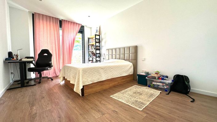 Image No.24-6 Bed Villa for sale