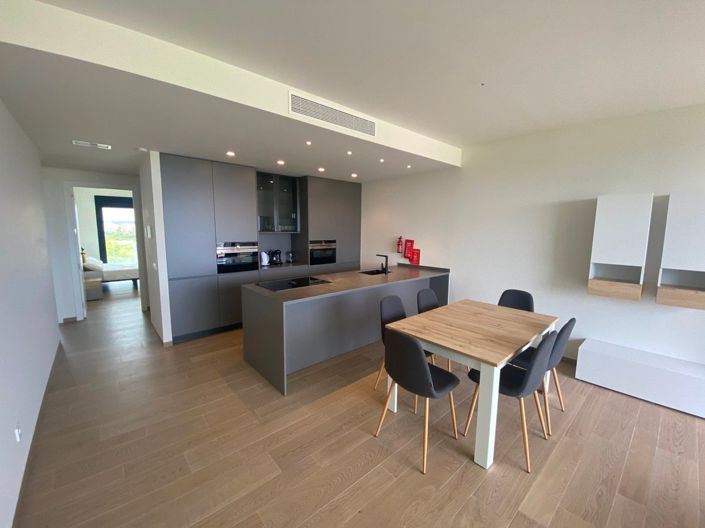 Image No.23-2 Bed Apartment for sale