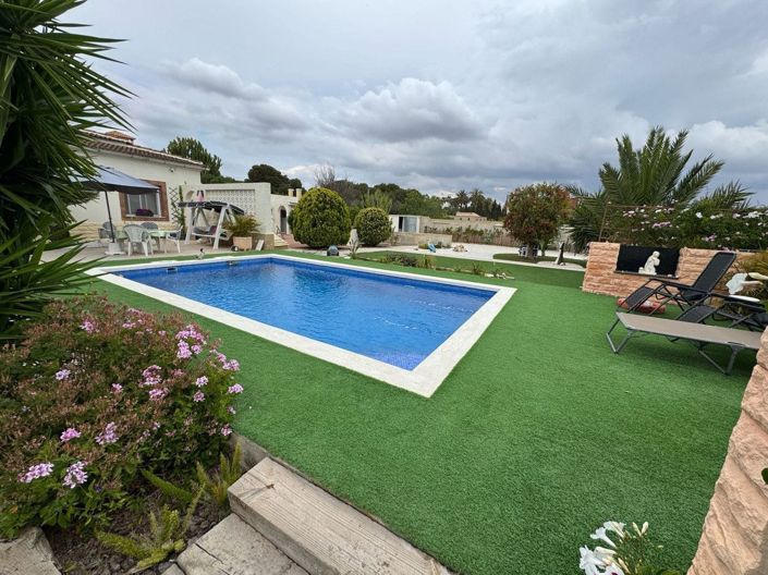 Image No.23-3 Bed Villa for sale