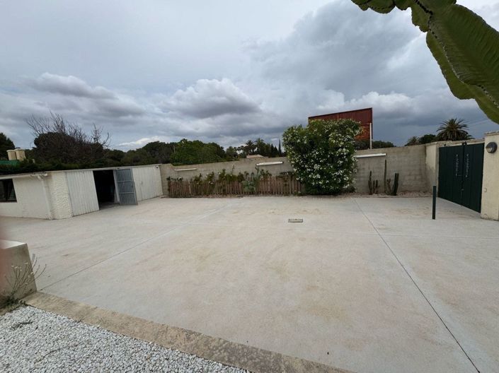 Image No.5-3 Bed Villa for sale