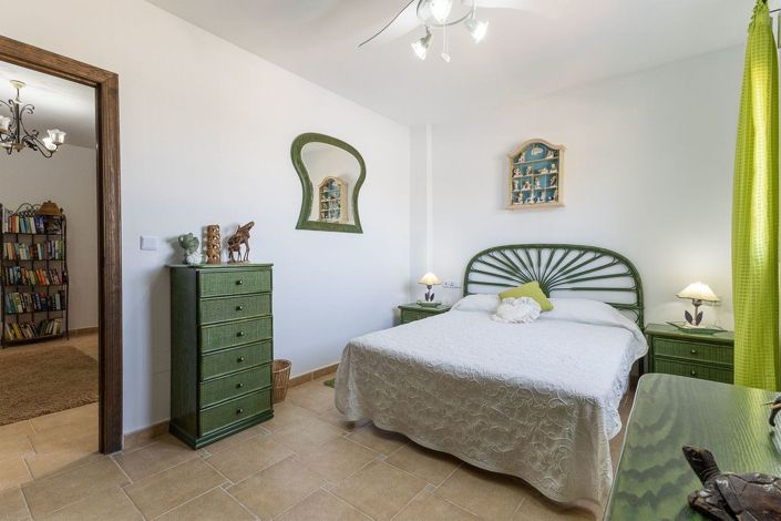 Image No.27-5 Bed Villa for sale