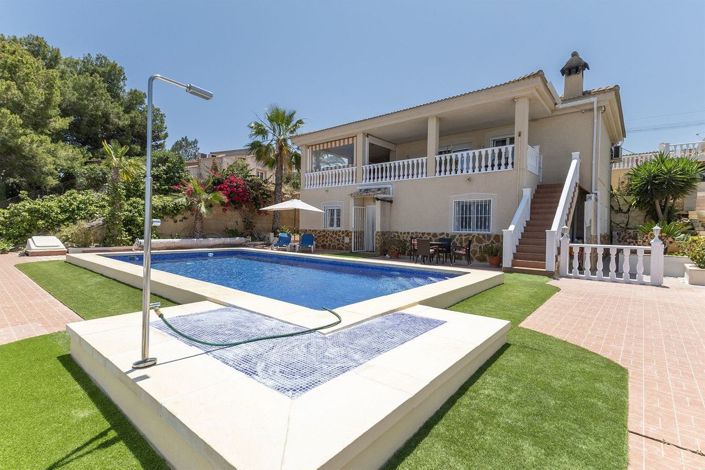 Image No.3-5 Bed Villa for sale