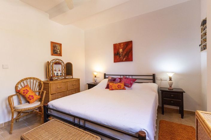 Image No.32-5 Bed Villa for sale