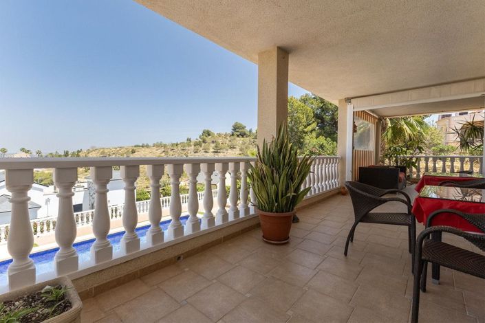 Image No.6-5 Bed Villa for sale