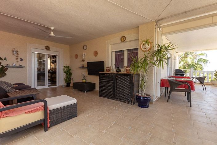 Image No.8-5 Bed Villa for sale