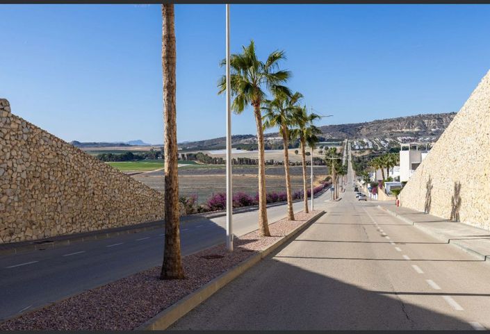 Image No.30-3 Bed Villa for sale
