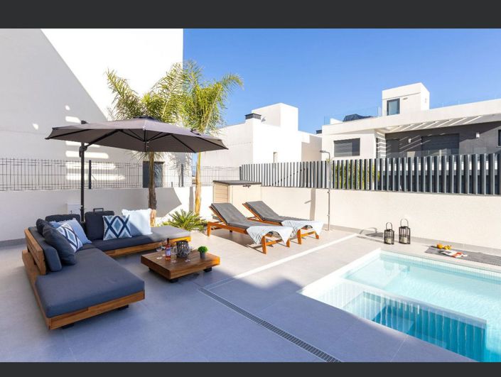 Image No.6-3 Bed Villa for sale