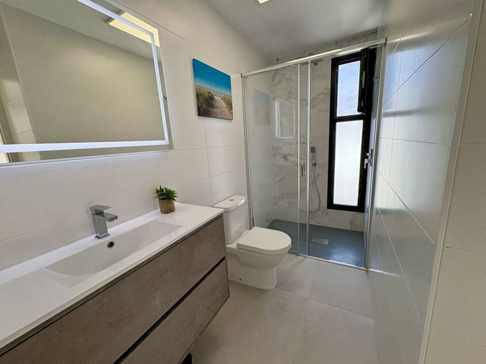 Image No.16-3 Bed Apartment for sale