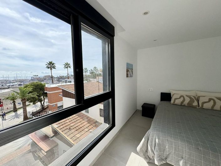 Image No.30-3 Bed Apartment for sale
