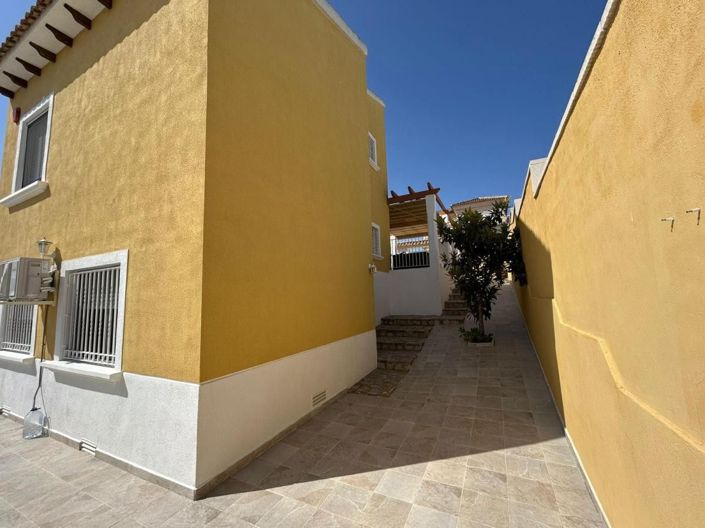 Image No.15-3 Bed Villa for sale