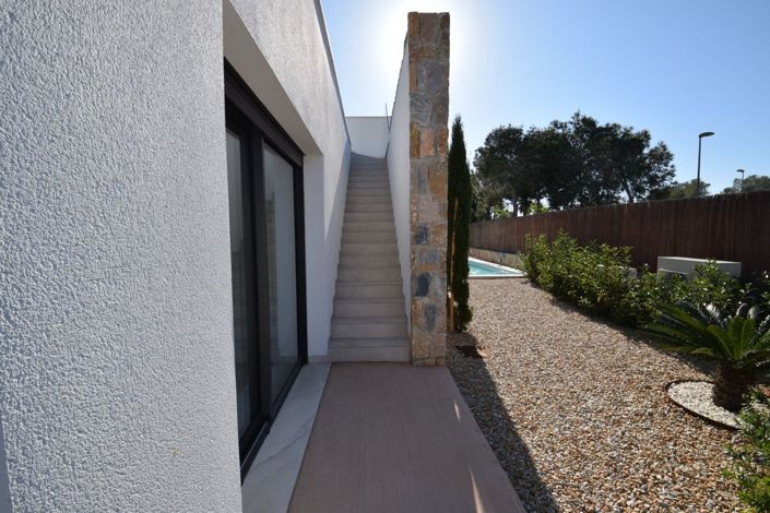 Image No.24-3 Bed Villa for sale