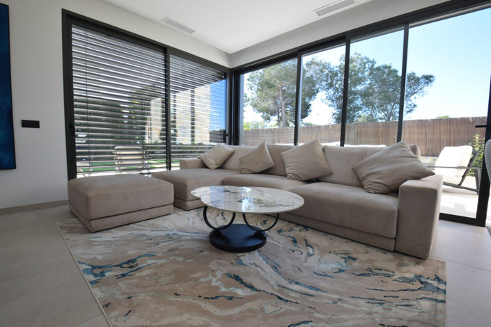 Image No.9-3 Bed Villa for sale