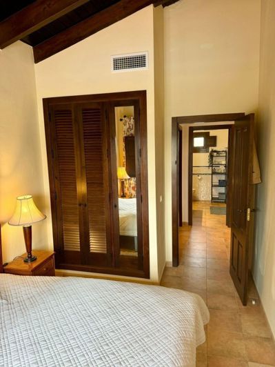 Image No.15-3 Bed Villa for sale