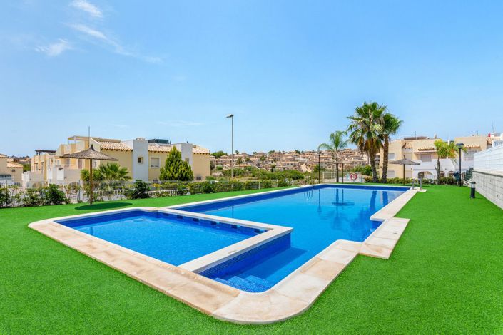 Image No.6-Appartement de 2 chambres à vendre à Orihuela Costa
