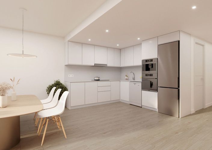 Image No.8-3 Bed Apartment for sale