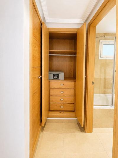 Image No.20-2 Bed Apartment for sale