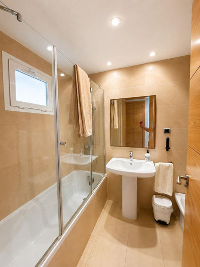 Image No.21-2 Bed Apartment for sale