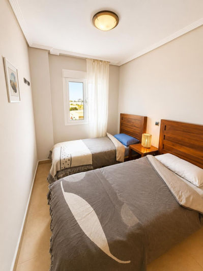 Image No.25-2 Bed Apartment for sale