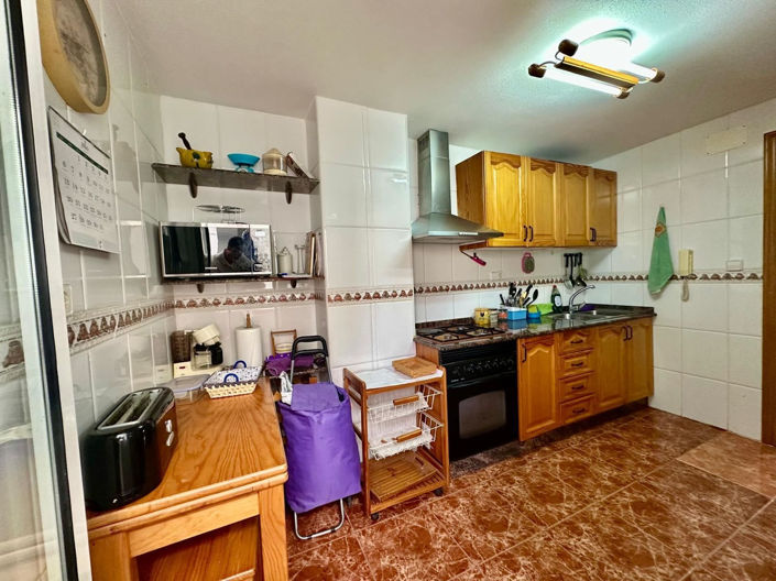 Image No.20-3 Bed Apartment for sale