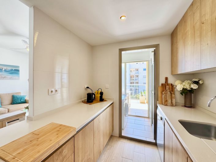 Image No.17-2 Bed Apartment for sale