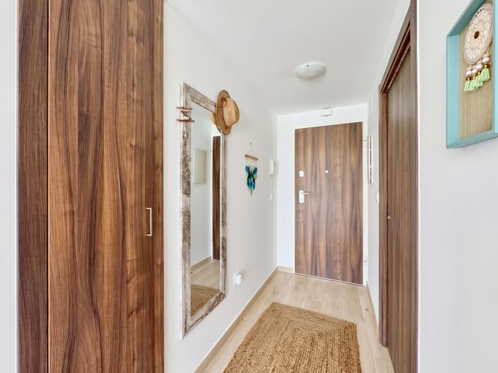Image No.19-2 Bed Apartment for sale
